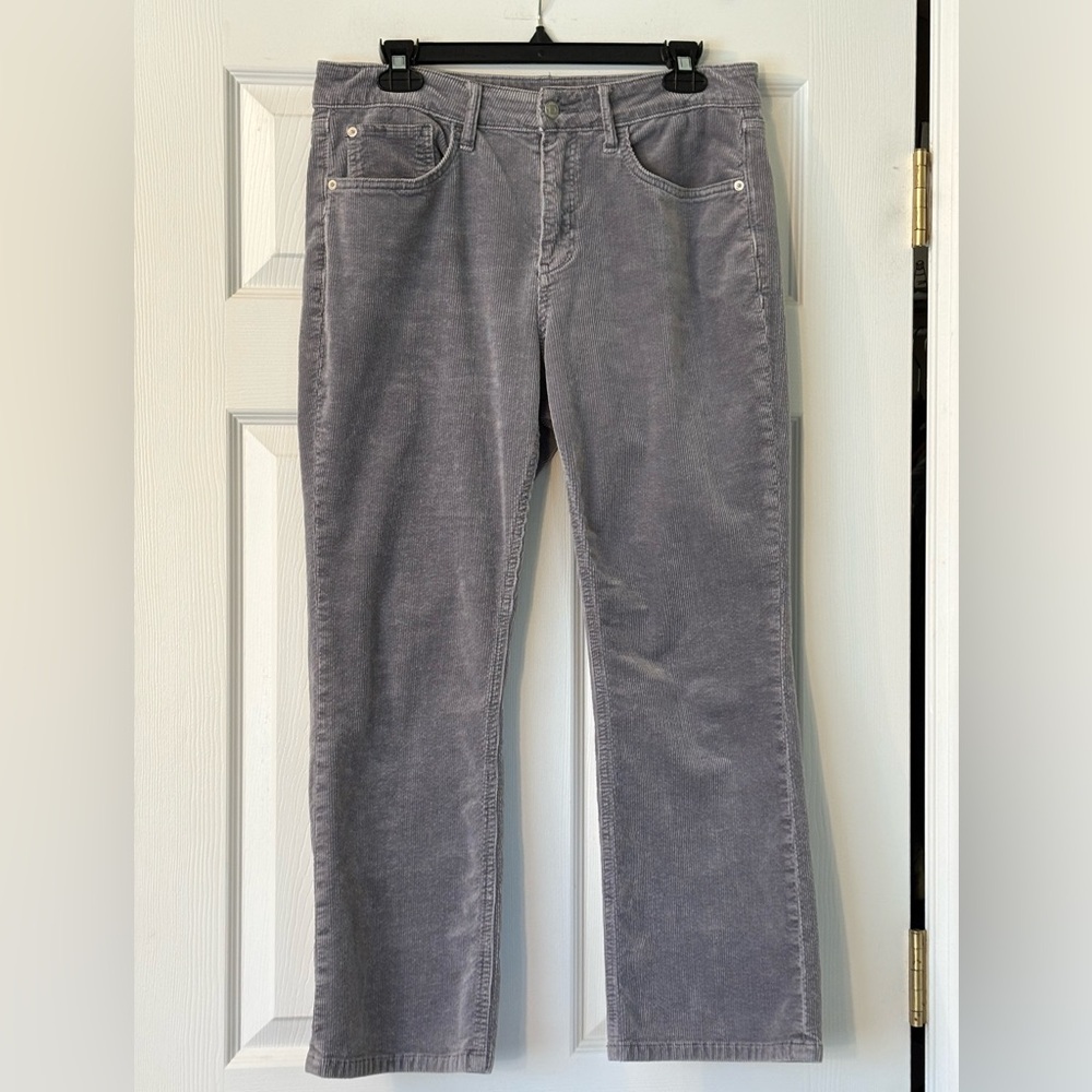 Pilcro The Yaya Midrise Gray Corduroy Crop Flare Pants Size 30 EUC